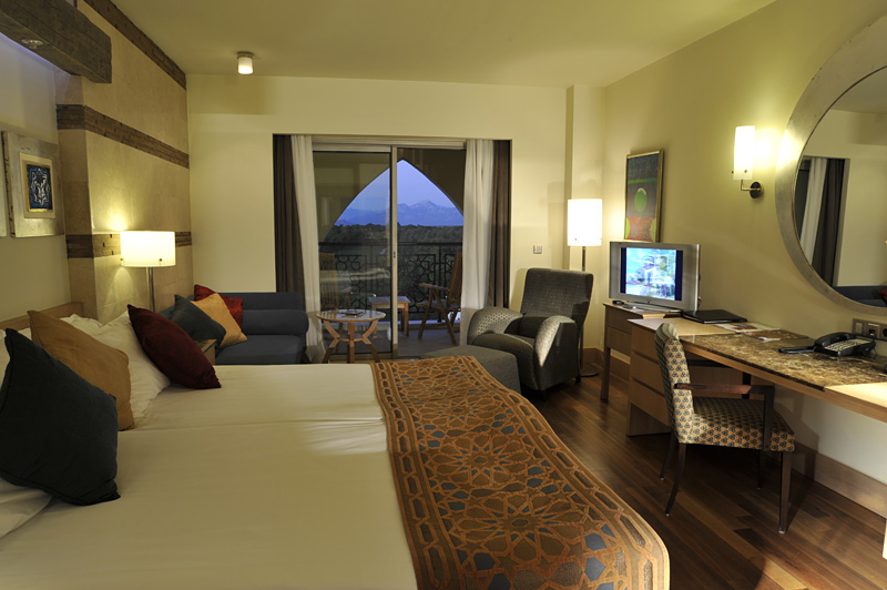 Kempinski Hotel Dome